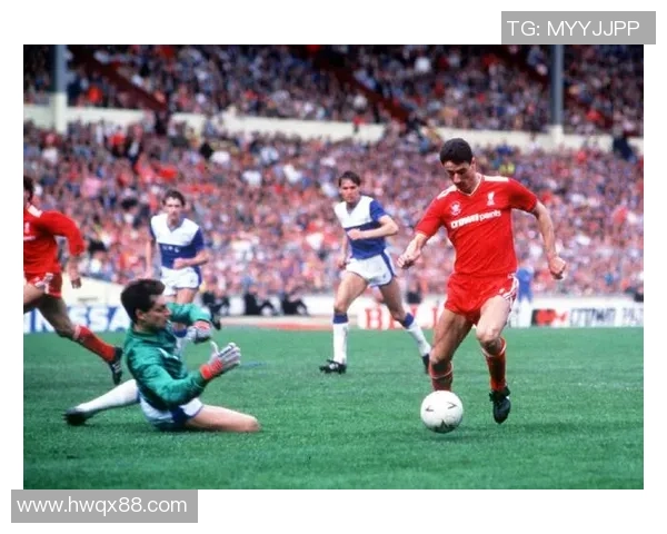 金砖足球巨星卡佩里基奇:从青涩球员到世界级顶尖射手的传奇之路